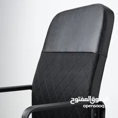  3 كرسي و طاوله قيمنق / دراسه / غرفه نوم ب سعر رخيض مرا  Chair and desk for gaming / studying / bedroom