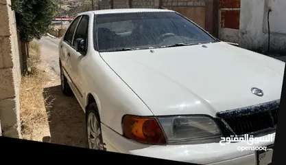  1 نيسان صني 1999 وارد ياباني ماتور 1500 قطارة بنزين ...... قابل للتفاوض والشرا ما بقصر معه ...