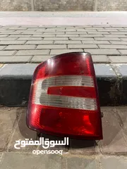 1 خلفي شمال A5 فانوس سكودا