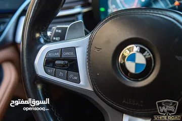  29 Bmw 530I 2023 M kit Gasoline   السيارة مميزة جدا و قطعت مسافة 75,000 كم فقط