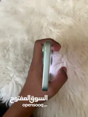  4 iPhone 15....