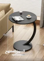  1 طاولة جانبية مستديرة على شكل حرف C، الحل المثالي لكل مكان!  يمكن استخدامها بجانب الأريكة، كطاولة شاي