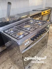  10 فرن غاز يونيفرسال ايطالي ستانلس ستيل شغال فوق و تحت مع بعض نار زرقاء قوية شوايات ممتازه قياس 90 و 80