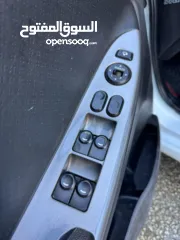  12 هونداي اكسنت 2015 محرك 1600 ديزل لون ابيض فرش جلد تشغيل بصمه حساسات خلفيه كاميرا خلفيه ترخيص وتامين