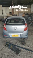  4 Hyundai i10