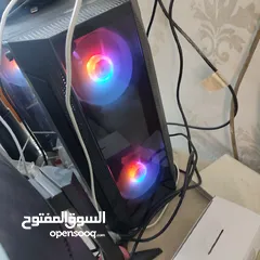  7 جهاز مع شاشة لداعي التطوير