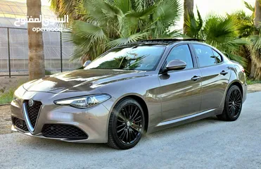  4 2018 Alfa Romeo Giulia turbo