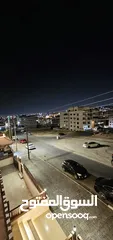  12 شقه مميزه للبيع طابق اول بسعر مغري من المالك مباشره