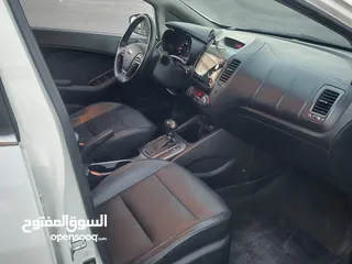  17 كيا3 2015 فل كامل ما عدا الفتحه