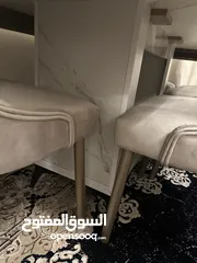  4 طاولة سفرة