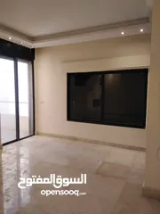  4 شقه اخير مع روف للايجار في عبدون / الرقم المرجعي : 13577