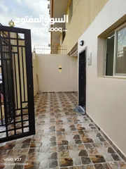  16 شقة ارضي 100 متر صافي  واجهه مدخل خاص منطقة ز غرفتين كبار 2حمام   