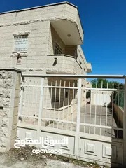 5 فيلا طابقين للبيع قريب جامعة بيت لحم