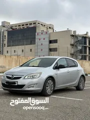  3 اوبل استرا برايفت بنزين 2012