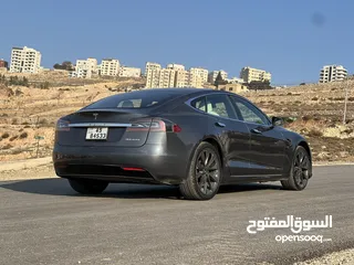  15 Tesla Model S 2021 Long range Plus
