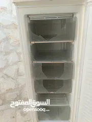  5 فريزر شغال مي بالميه ولا بحاجه لتنطيف شبه جديد مش مصلح نهائا