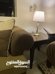  8 طقم كنب + طاولات مستخدم بحالة جديد انيق
