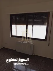  6 شقة مميزة طابق رابع 130م مجددة بالكامل في أجمل مناطق عبدون/ REF 4065