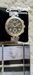  1 ساعة Versus Versace جديدة