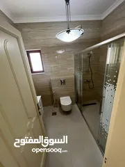  14 شقة طابقيه  مميزه للبيع ..عبدون
