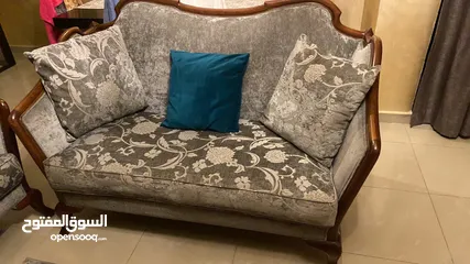  1 طقم كنب للبيع
