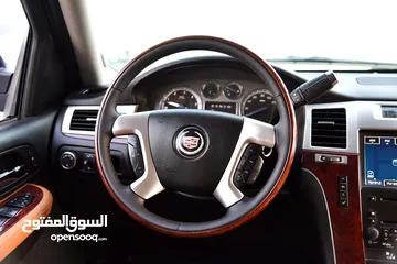  14 كاديلك سكاليد بلاتينيوم هايبرد بحالة ممتازة Cadillac Escalade Hybrid 2009