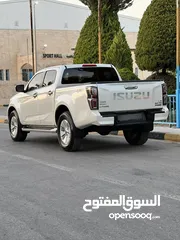  9 ديمكس ايسوزو 2022 لؤلؤى ممشى قليل دهان الشركه فحص كامل وله ملاحضه قابل للبدل على سيارات عدد 2
