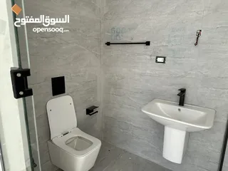  19 شاليه للبيع