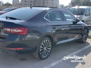  3 Skoda superb