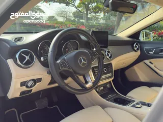  7 Mercedes Benz GLA250 2020