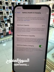  2 iPhone 12 terbo بحاله ممتازه ولون مميز