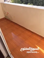 3 شقه للايجار في الرمثا