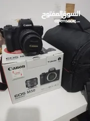  1 كاميرا كانون EOS M50