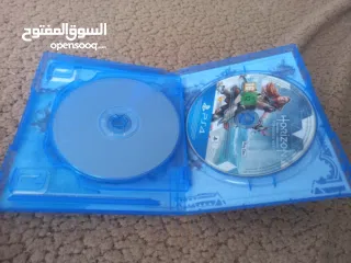  2 لعبة هرايزن الغرب المحضور اللعبة شبه جديدة استخدام خفيف يوجد تبديل حسب اللعبة