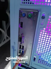  5 كمبيوتر العاب Gaming Pc بحاله الوكاله استعمال خفيف المواصفات بالوصف :) لون أبيض كيس حوض سمك