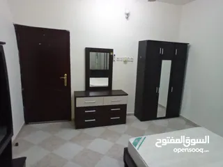  1 عيشي براحة وأمان في الخوض: غرفة فردية لِموظفة عمانية بسعر مناسب