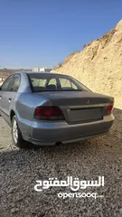  1 ميتسوبيشي صالون جالنت 2004