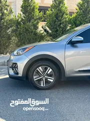  5 كيا نيرو 2022 لون فيراني جديد ميتاليك جمرك جديد