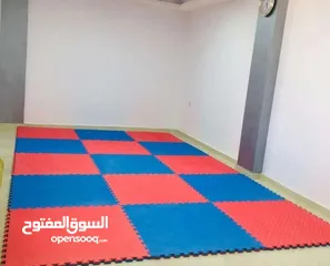  1 ارضيات فوم. حجار تسلق. مواسير فوم سيفتي. قطع غيار ترامبولين ومتاهات