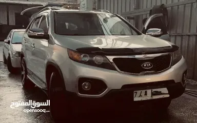  1 كيا سورينتو - دفع رباعي