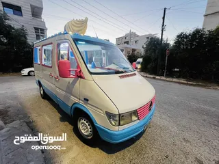  1 باص ايس كريم للبيع مشروع كثير ناجح
