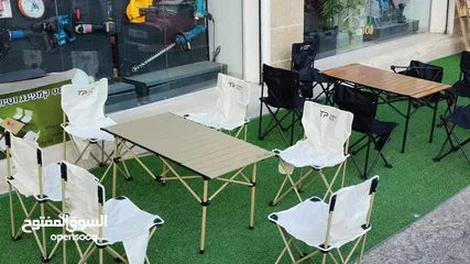  3 *طقم رحلات متكامل – 6 كراسي + طاولة ألمنيوم قابلة للطي!*  الطلعة صارت أسهل وأرتب مع البكج الجاهز