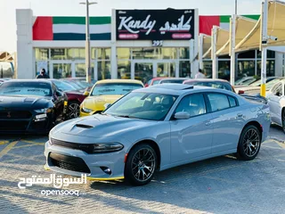  1 DODGE CHARGER SXT 2021