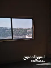  30 شقة ذات إطلالة بانورامية للإيجار في جبل التاج