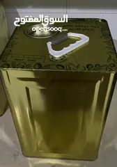  2 يوجد زيت زيتون بلدي نخب النخب للبيع مكفول سنه من تاريخ الشراء