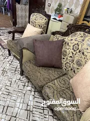  3 طقمين كنب بحالة ممتازة للبيع بسعر ممتاز