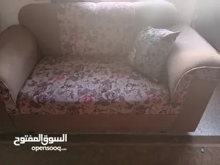  3 50طقم كنب بحالة جيدة