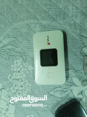  1 للبيع روتر هواوي مال اس تي سي شغال بدون مشاكل للتواصل فقط