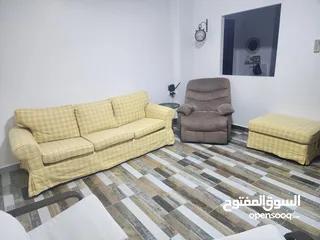  1 اثاث غرفة جلوس، كنب، ريكلاينر، طاولة جانبية، كراسي