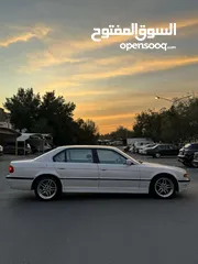  4 BMW 740li 2000